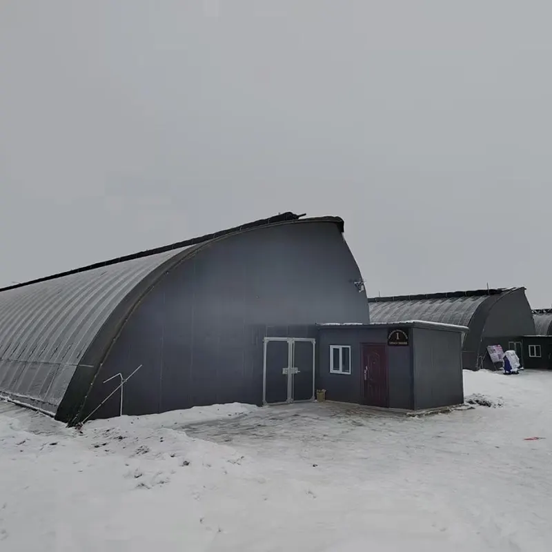 Semi-helling warmteopslag zonne-energiekas